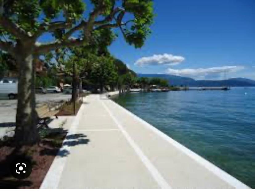 Casa Vacanze Gardiolina ซานเฟลีเช เดล เบนาโก ภายนอก รูปภาพ